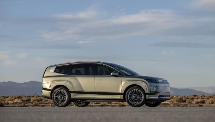 Hyundai Ioniq 9: caratteristiche, design, abitacolo, versioni, motori, prestazioni e autonomia - Foto 40 di 124