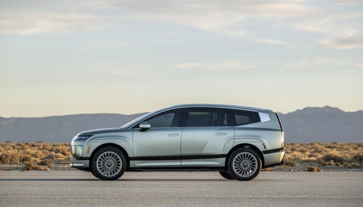 Hyundai Ioniq 9: caratteristiche, design, abitacolo, versioni, motori, prestazioni e autonomia - Foto 43 di 124