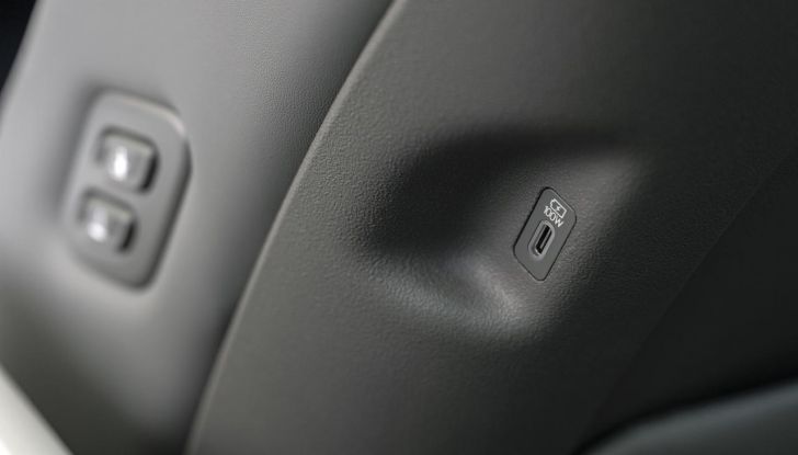 Hyundai Ioniq 9: caratteristiche, design, abitacolo, versioni, motori, prestazioni e autonomia - Foto 102 di 124