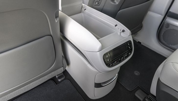 Hyundai Ioniq 9: caratteristiche, design, abitacolo, versioni, motori, prestazioni e autonomia - Foto 120 di 124