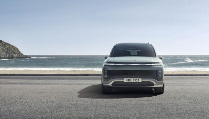 Hyundai Ioniq 9: caratteristiche, design, abitacolo, versioni, motori, prestazioni e autonomia - Foto 17 di 124