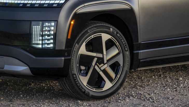 Hyundai Ioniq 9: caratteristiche, design, abitacolo, versioni, motori, prestazioni e autonomia - Foto 55 di 124