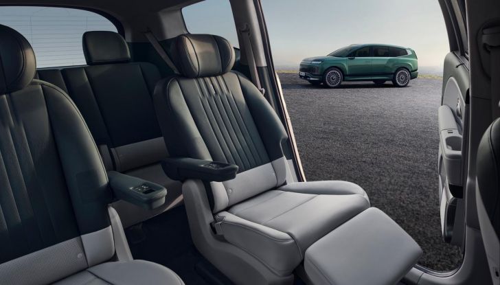 Hyundai Ioniq 9: caratteristiche, design, abitacolo, versioni, motori, prestazioni e autonomia - Foto 9 di 124