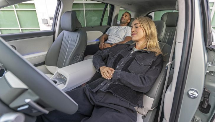 Hyundai Ioniq 9: caratteristiche, design, abitacolo, versioni, motori, prestazioni e autonomia - Foto 86 di 124