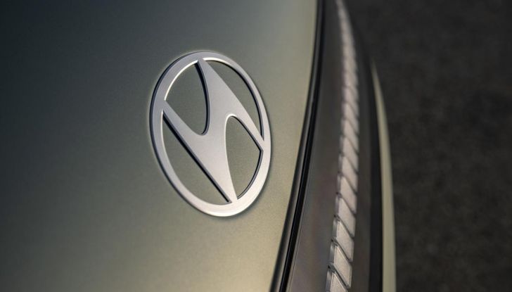 Hyundai Ioniq 9: caratteristiche, design, abitacolo, versioni, motori, prestazioni e autonomia - Foto 39 di 124