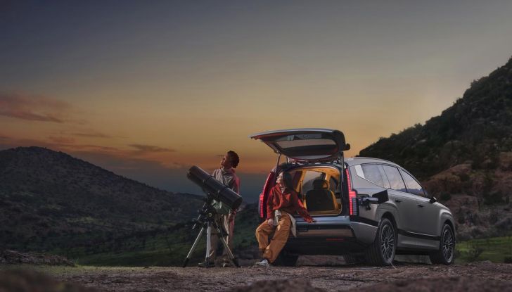 Hyundai Ioniq 9: caratteristiche, design, abitacolo, versioni, motori, prestazioni e autonomia - Foto 12 di 124