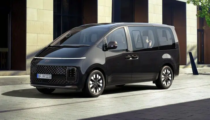 Hyundai Staria Full Hybrid