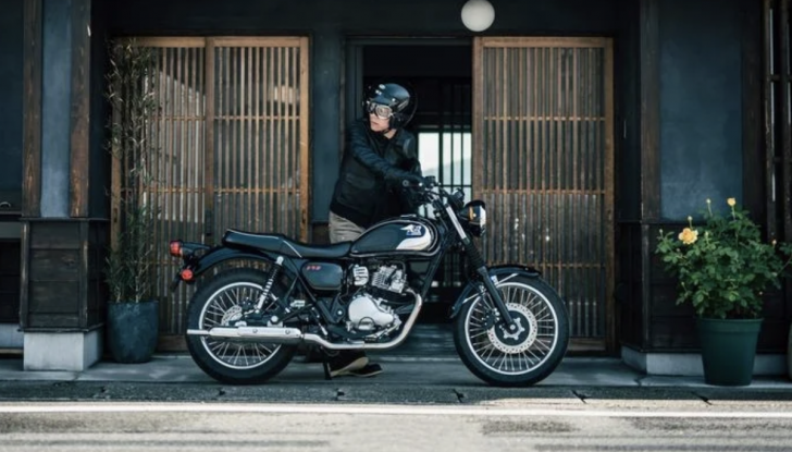 Kawasaki W230 debutta sul mercato con un prezzo competitivo - Foto 6 di 10