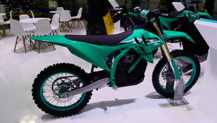 Kove 600 Lancer: la nuova cruiser cinese che sfida Honda Rebel e Kawasaki Eliminator - Foto 31 di 36