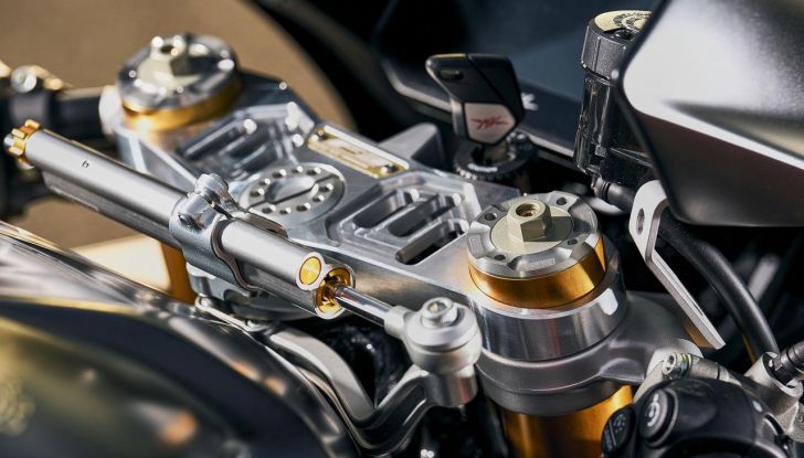 MV Agusta F3 Competizione 2025: caratteristiche, design, motore, prestazioni e disponibilità - Foto 14 di 21