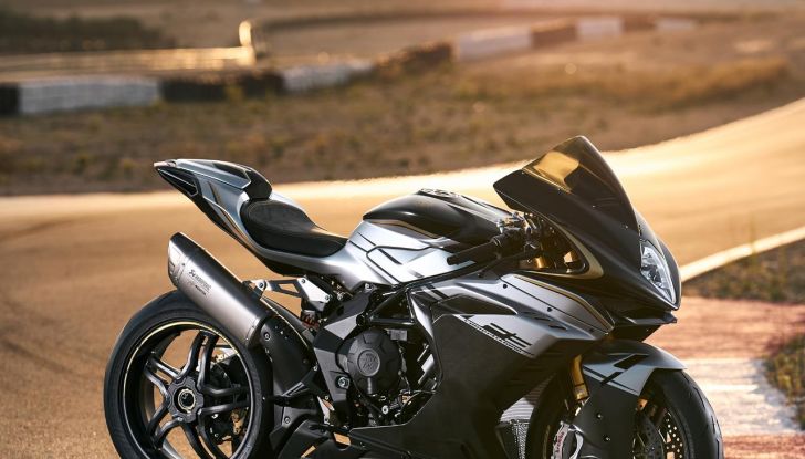 MV Agusta F3 Competizione 2025: caratteristiche, design, motore, prestazioni e disponibilità - Foto 5 di 21