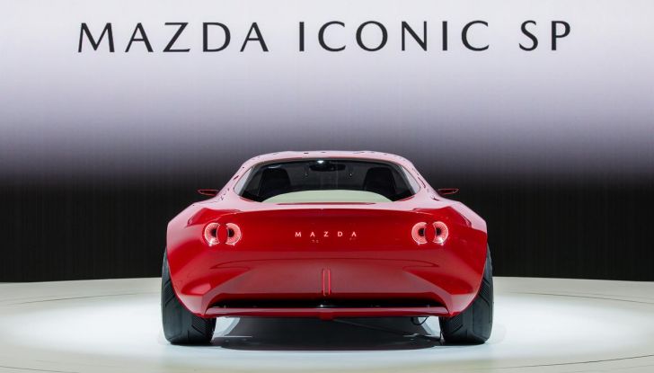 Mazda Iconic SP: confermato l’arrivo della versione di produzione - Foto 5 di 27