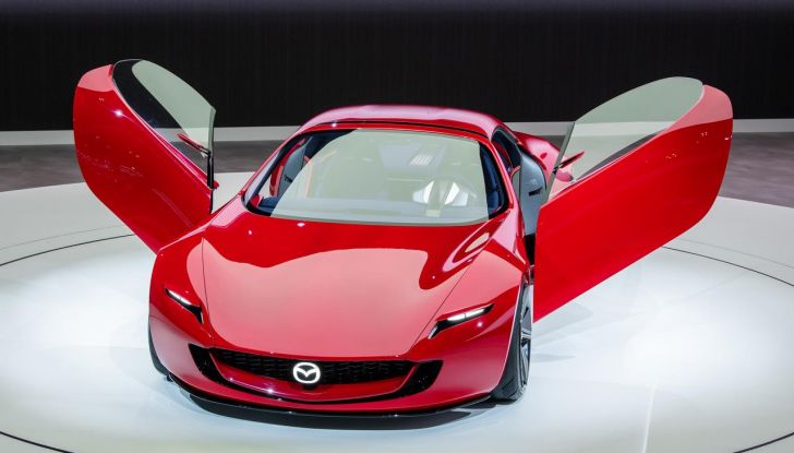 Mazda Iconic SP: confermato l’arrivo della versione di produzione - Foto 11 di 27