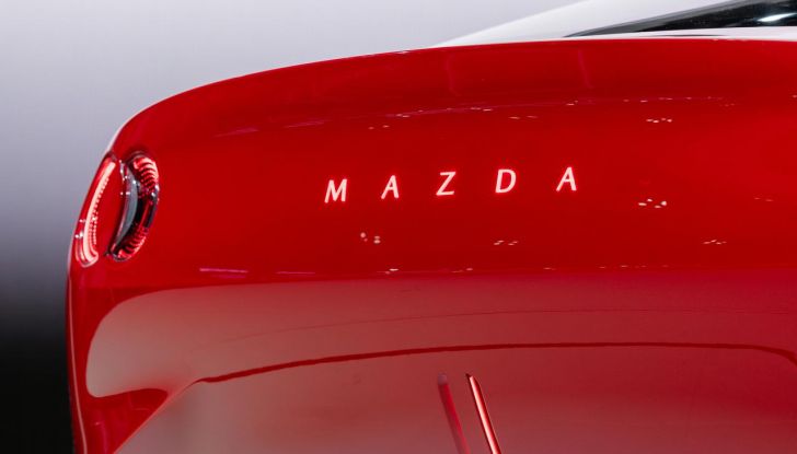Mazda Iconic SP: confermato l’arrivo della versione di produzione - Foto 7 di 27