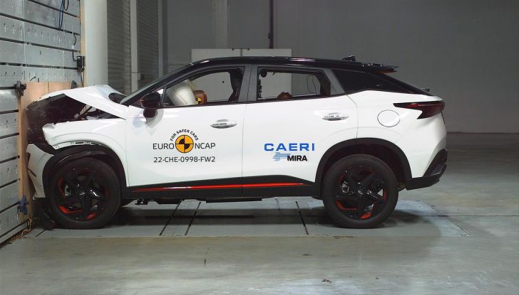 Omoda 5 EV conquista cinque stelle nei test di sicurezza Euro NCAP e ANCAP - Foto 8 di 21