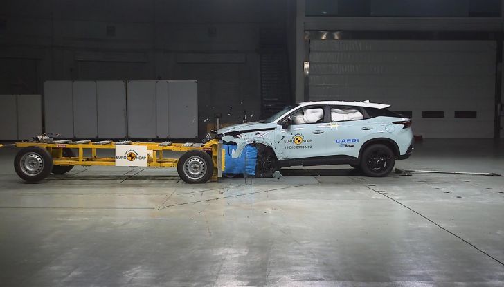Omoda 5 EV conquista cinque stelle nei test di sicurezza Euro NCAP e ANCAP - Foto 5 di 21