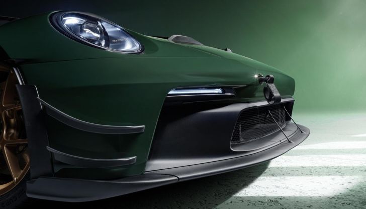 Porsche 911 GT3 RS by Manthey Racing