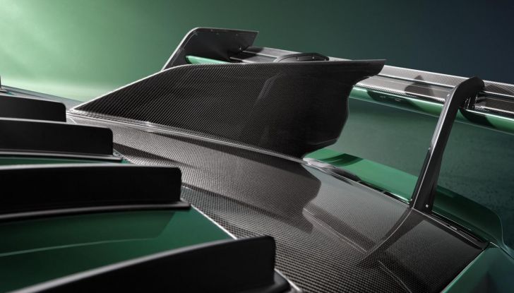 Porsche 911 GT3 RS by Manthey Racing