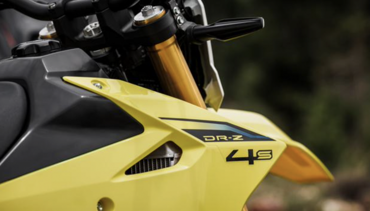 Suzuki: presentata a EICMA 2024 la nuova DR-Z4S - Foto 12 di 17