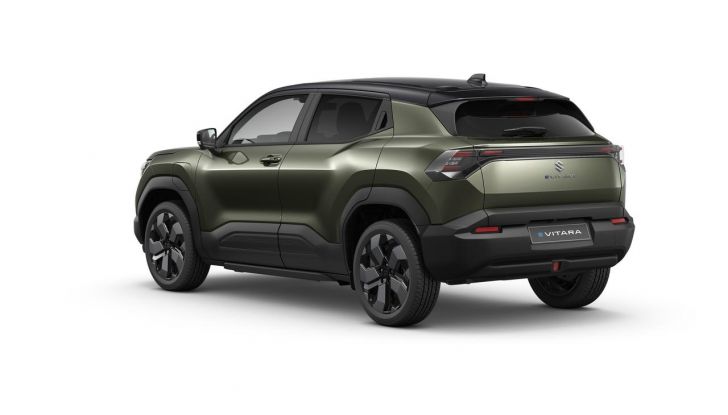 Suzuki e Vitara: caratteristiche, design, abitacolo, motore e disponibilità - Foto 9 di 27