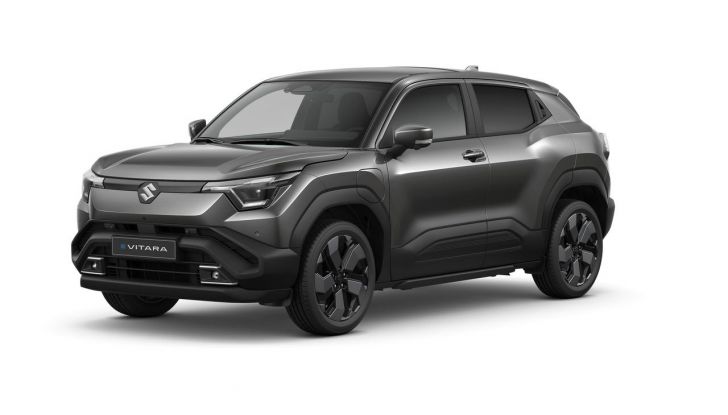 Suzuki e Vitara: caratteristiche, design, abitacolo, motore e disponibilità - Foto 18 di 27