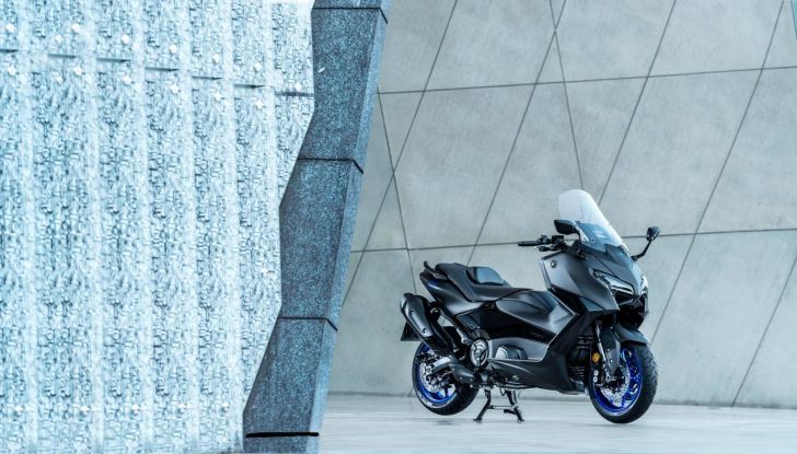 Yamaha NMAX 125 2025: caratteristiche, design, versioni, motore, prezzi e disponibilità - Foto 15 di 34