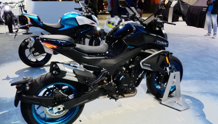 CFMoto 675NK, nuova naked dal design audace - Foto 17 di 26