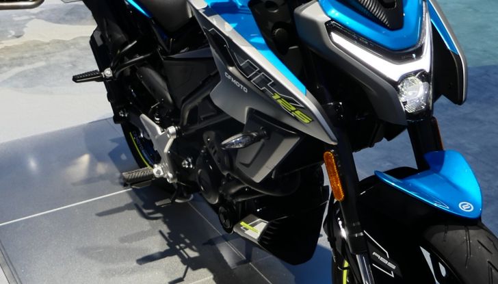 CFMoto 675NK, nuova naked dal design audace - Foto 20 di 26