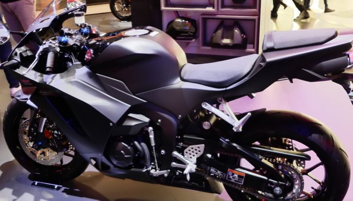 Honda svela le nuova CMX500 e 1100 Rebel MY 2025 - Foto 62 di 68