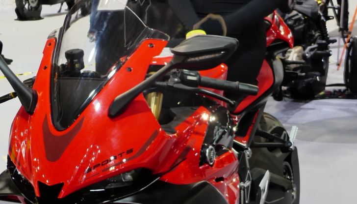 Voge RS 500 S: la nuova sportiva a 4 cilindri che viene dall’est - Foto 10 di 33