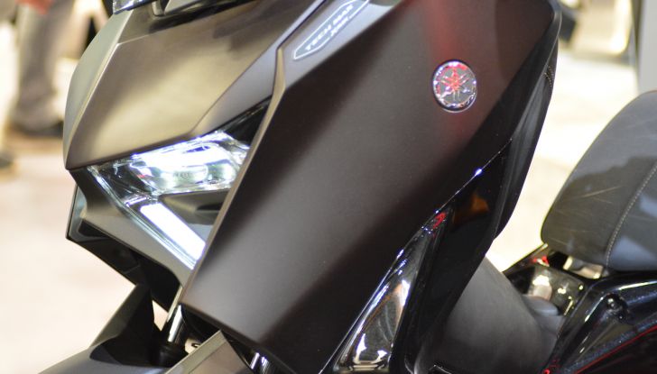 Yamaha TMAX E Tech Max MY 2025: innovazione e comfort su due ruote - Foto 24 di 93
