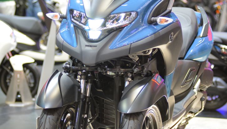 Yamaha TMAX E Tech Max MY 2025: innovazione e comfort su due ruote - Foto 28 di 93