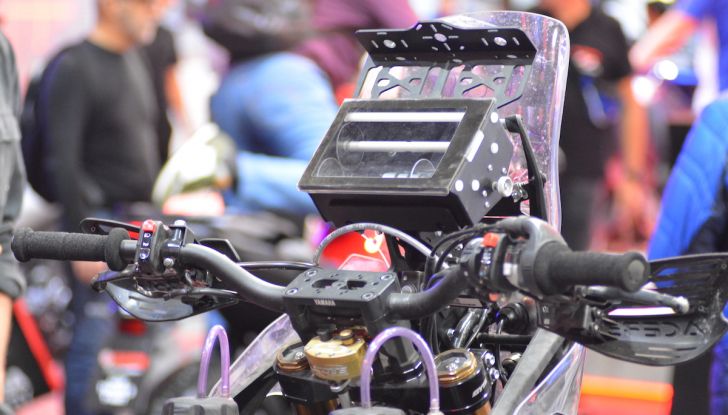 Yamaha TMAX E Tech Max MY 2025: innovazione e comfort su due ruote - Foto 30 di 93