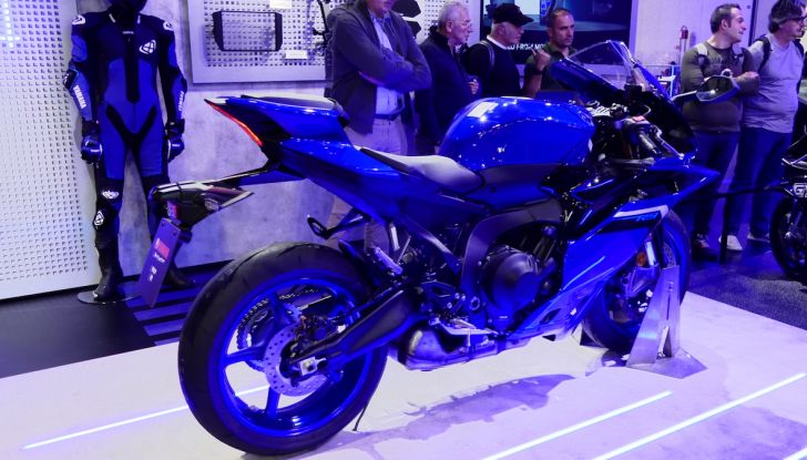 Yamaha TMAX E Tech Max MY 2025: innovazione e comfort su due ruote - Foto 56 di 93