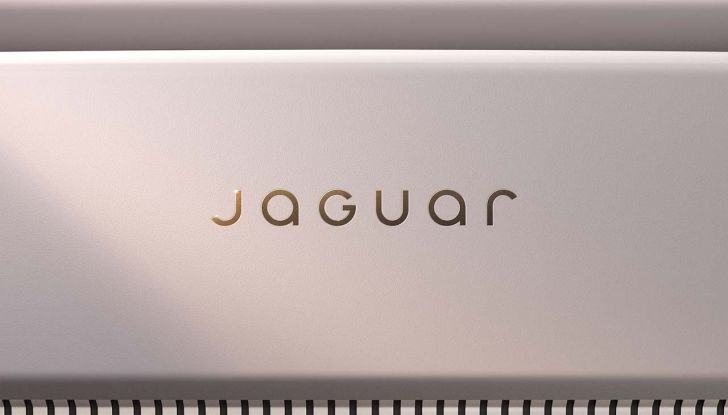 Jaguar Type 00: svelata la concept car elettrica della nuova era del brand britannico - Foto 12 di 23