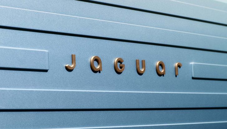 Jaguar Type 00: svelata la concept car elettrica della nuova era del brand britannico - Foto 14 di 23