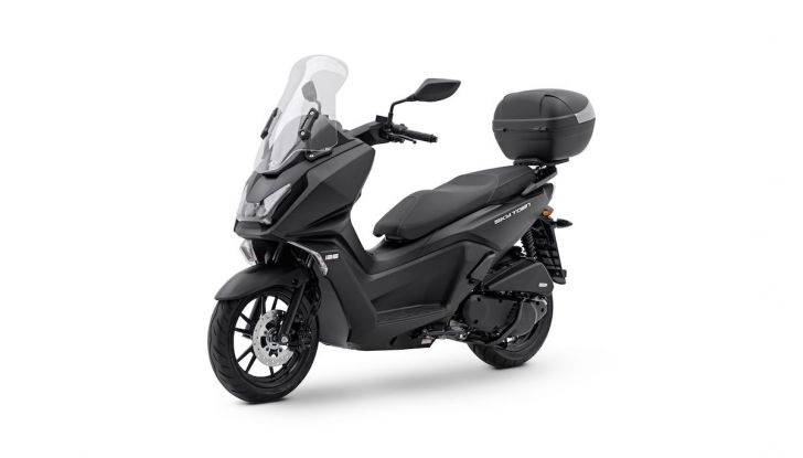 Kymco Skytown 125: per le avventure di tutti i giorni - Foto 8 di 11