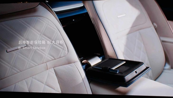 Nio ET9: la nuova ammiraglia elettrica cinese che sfida Tesla e Maybach - Foto 4 di 20