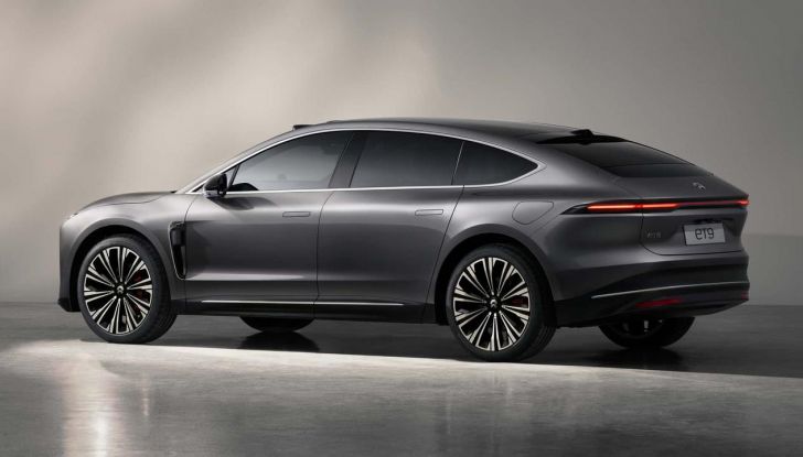 Nio ET9: la nuova ammiraglia elettrica cinese che sfida Tesla e Maybach - Foto 16 di 20