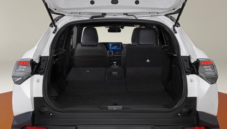 Toyota Urban Cruiser: la nuova arma del brand per conquistare il segmento dei B-SUV - Foto 30 di 35