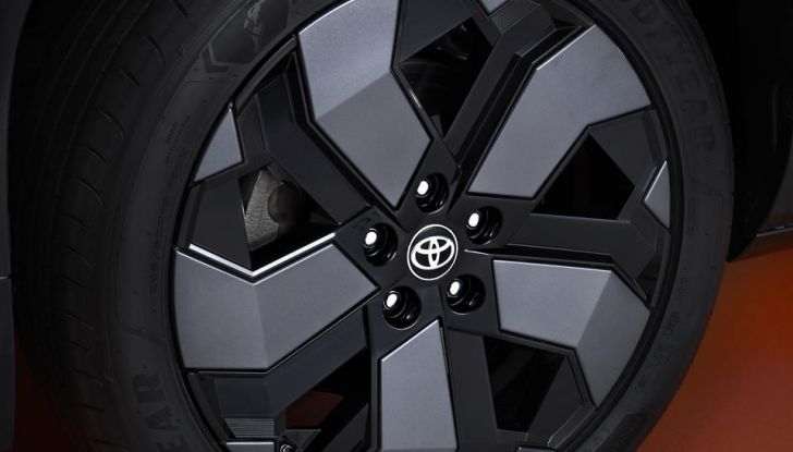 Toyota Urban Cruiser: la nuova arma del brand per conquistare il segmento dei B-SUV - Foto 11 di 35