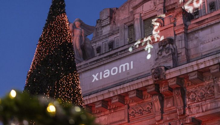Xiaomi SU7 Max conquista Milano Centrale: oltre 100.000 visitatori in tre giorni - Foto 3 di 15