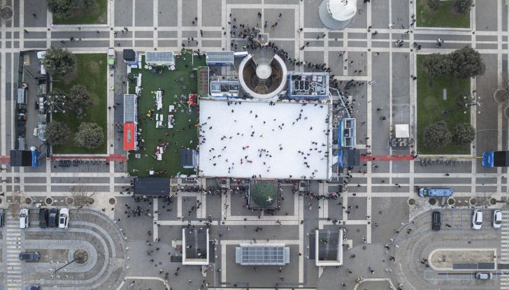 Xiaomi SU7 Max conquista Milano Centrale: oltre 100.000 visitatori in tre giorni - Foto 5 di 15