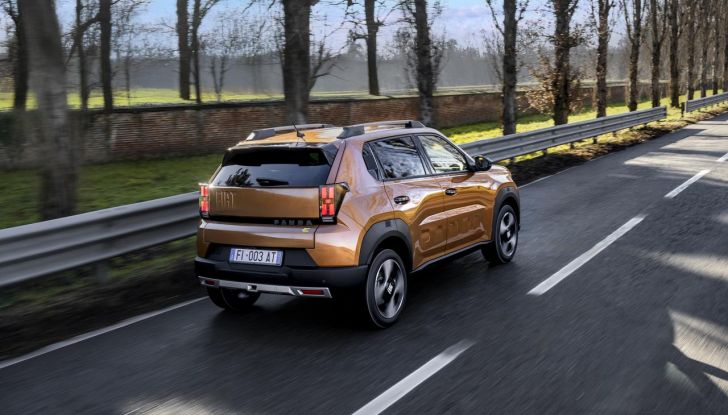 Fiat Grande Panda è il superpremio della “Ruota della fortuna” con Gerry Scotti - Foto 70 di 129