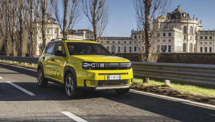 Fiat Grande Panda è il superpremio della “Ruota della fortuna” con Gerry Scotti - Foto 38 di 129