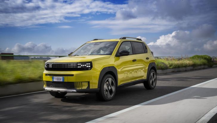 Fiat Grande Panda è il superpremio della “Ruota della fortuna” con Gerry Scotti - Foto 16 di 129