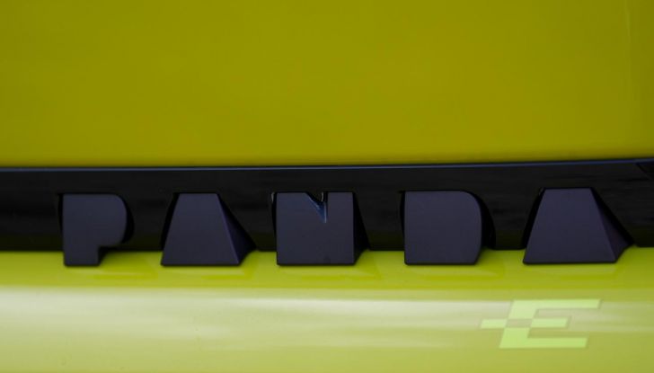 Fiat Grande Panda è il superpremio della “Ruota della fortuna” con Gerry Scotti - Foto 18 di 129