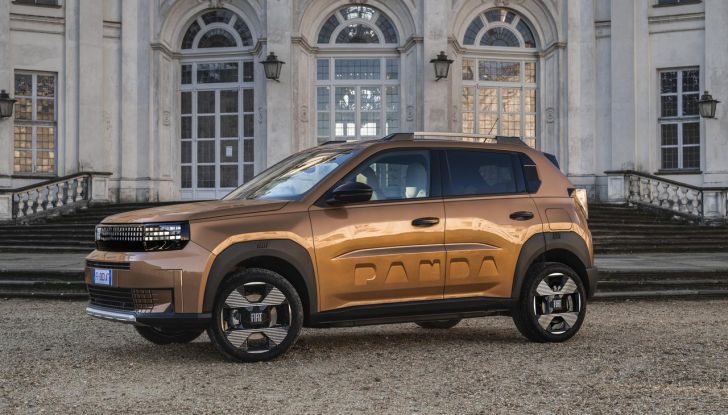 Fiat Grande Panda è il superpremio della “Ruota della fortuna” con Gerry Scotti - Foto 64 di 129