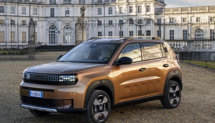 Fiat Grande Panda è il superpremio della “Ruota della fortuna” con Gerry Scotti - Foto 61 di 129