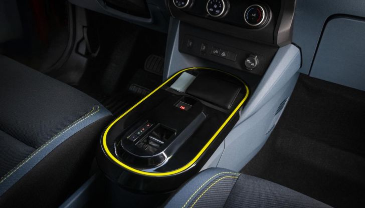 Fiat Grande Panda è il superpremio della “Ruota della fortuna” con Gerry Scotti - Foto 115 di 129